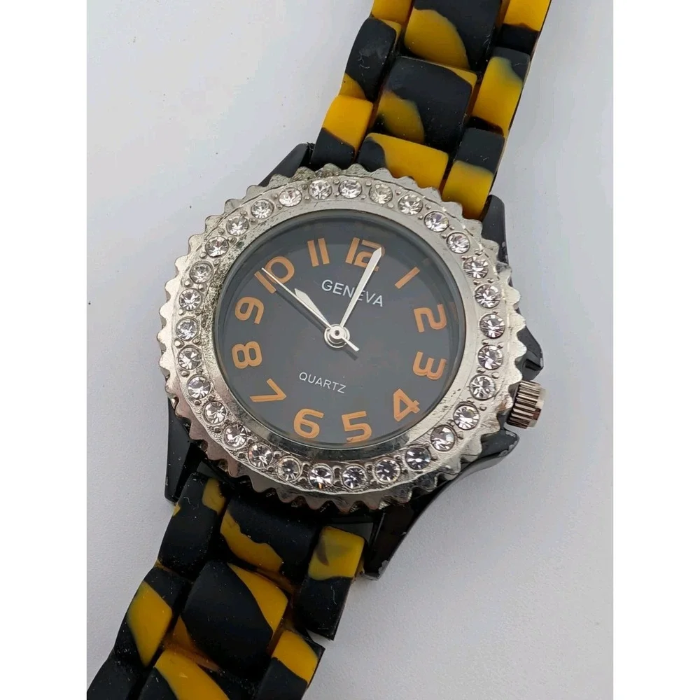 Geneva Watch Women 30mm Case Black & Yellow Silicone Band- New Battery
